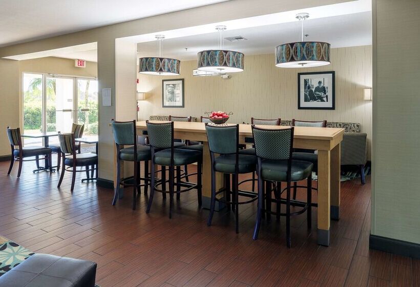 فندق Hampton Inn Port Charlotte