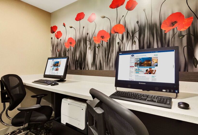 فندق Hampton Inn Clackamas