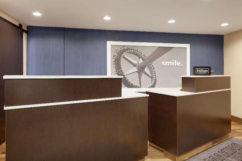 Отель Hampton Inn Clackamas