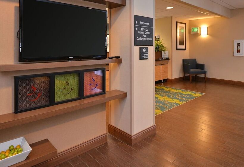 ホテル Hampton Inn Portland East