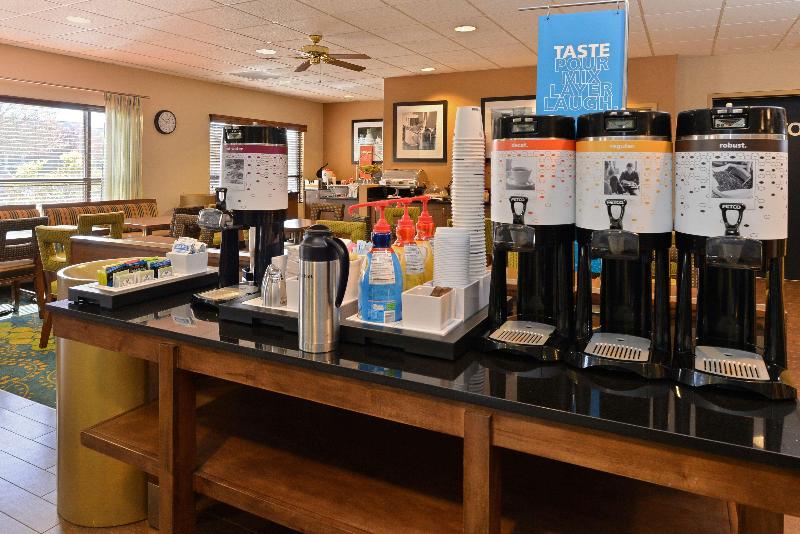 ホテル Hampton Inn Portland East