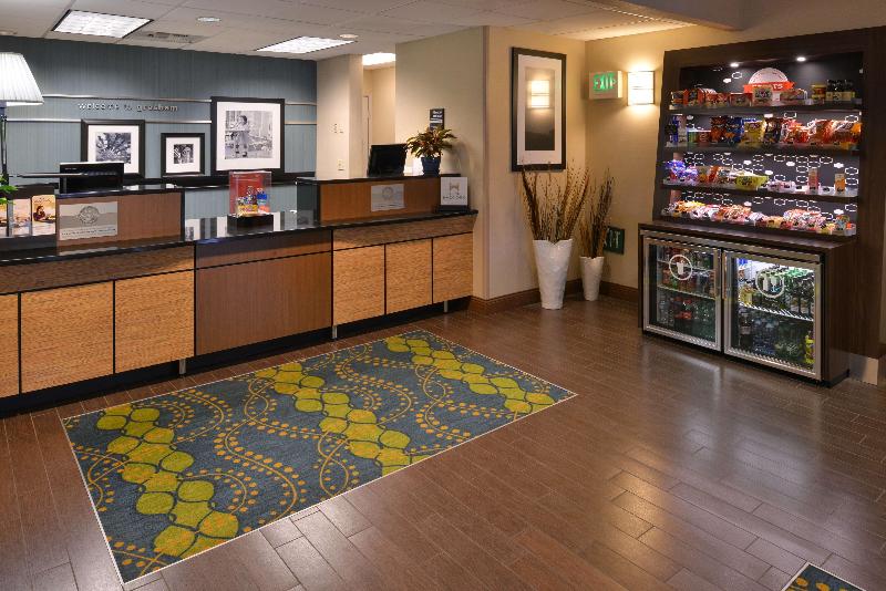 ホテル Hampton Inn Portland East