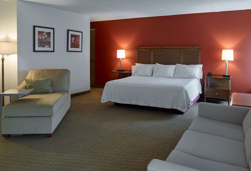 호텔 Hampton Inn Portland Airport