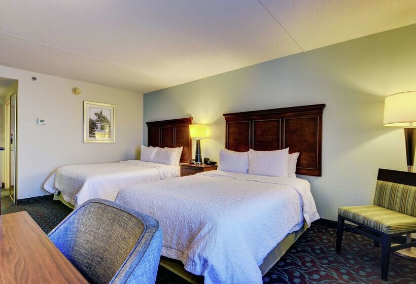 فندق Hampton Inn Portsmouth Central