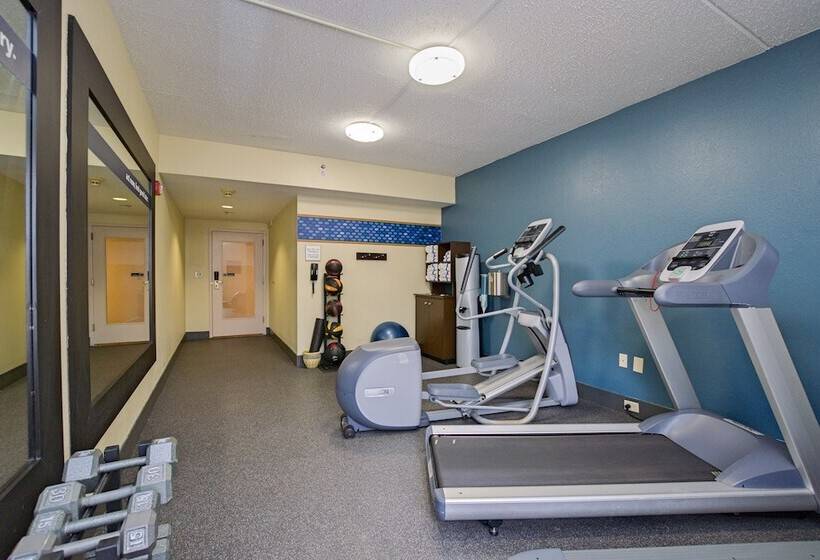 فندق Hampton Inn Portsmouth Central