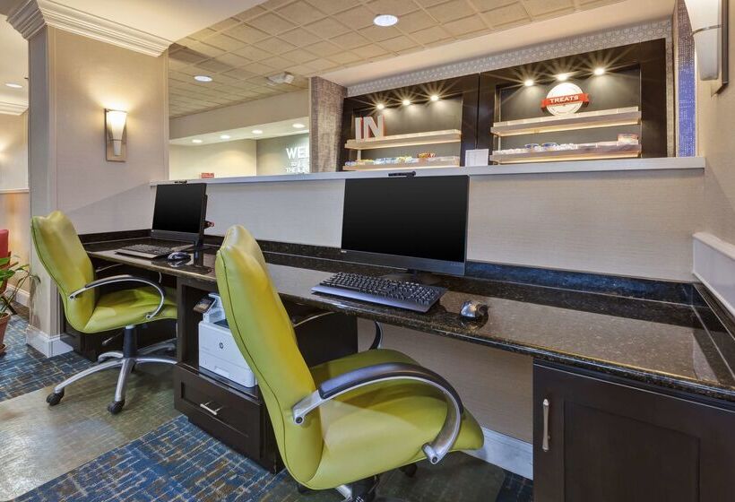 فندق Hampton Inn Princeton