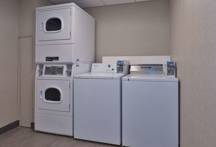 فندق Hampton Inn Princeton