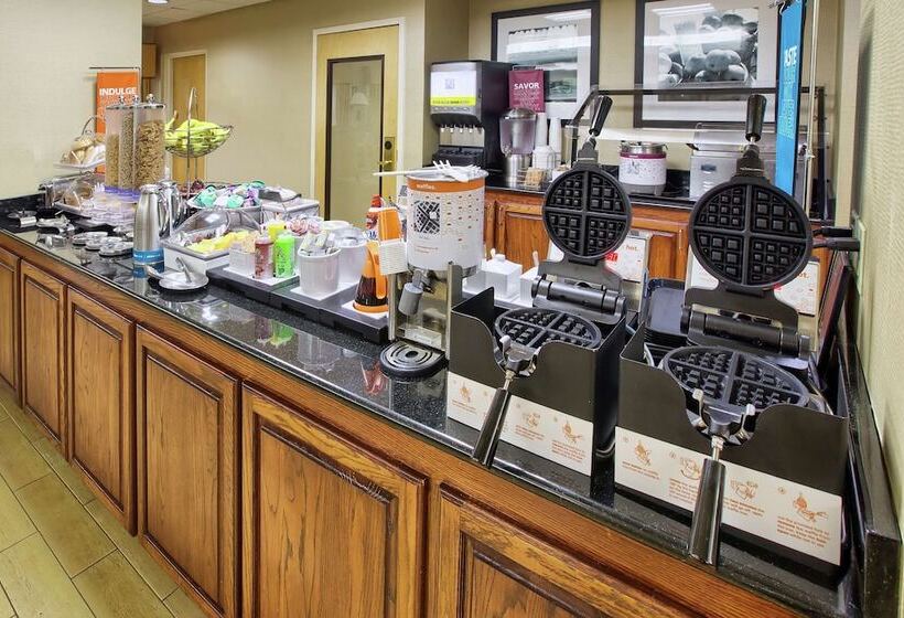 فندق Hampton Inn Raleigh Garner