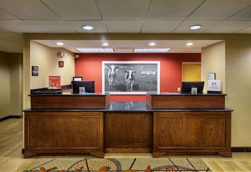 فندق Hampton Inn Raleigh Garner