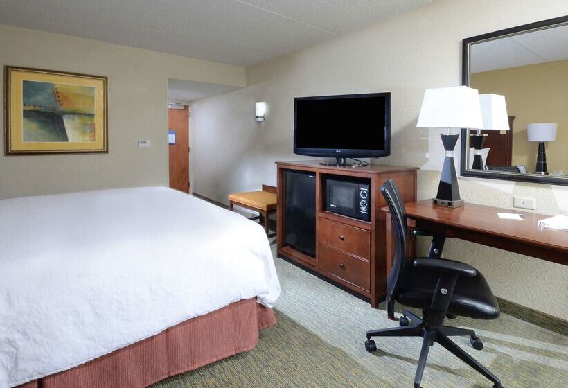 Отель Hampton Inn Raleigh Durham Airport