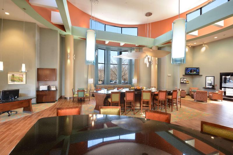 Отель Hampton Inn Raleigh Durham Airport