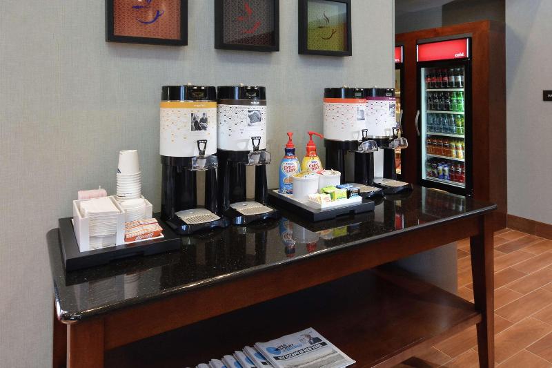 Отель Hampton Inn Raleigh Durham Airport