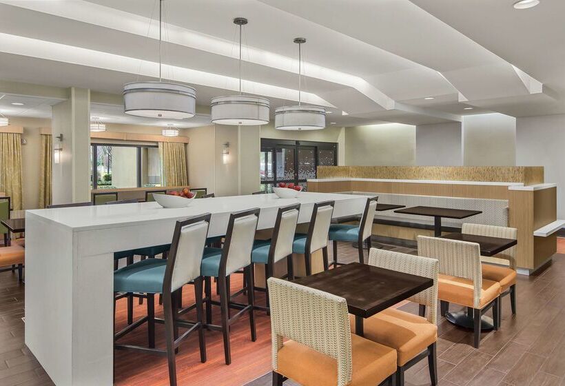 酒店 Hampton Inn Richmondsouthwesthull Street