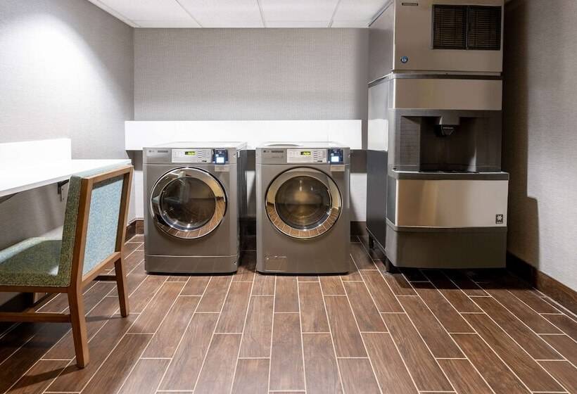 酒店 Hampton Inn Richmondsouthwesthull Street