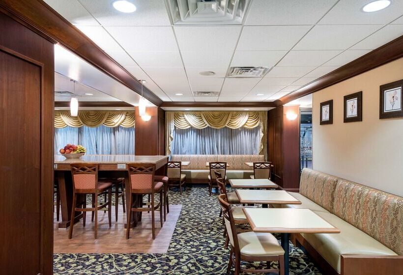 호텔 Hampton Inn Roanoke/hollins  I81