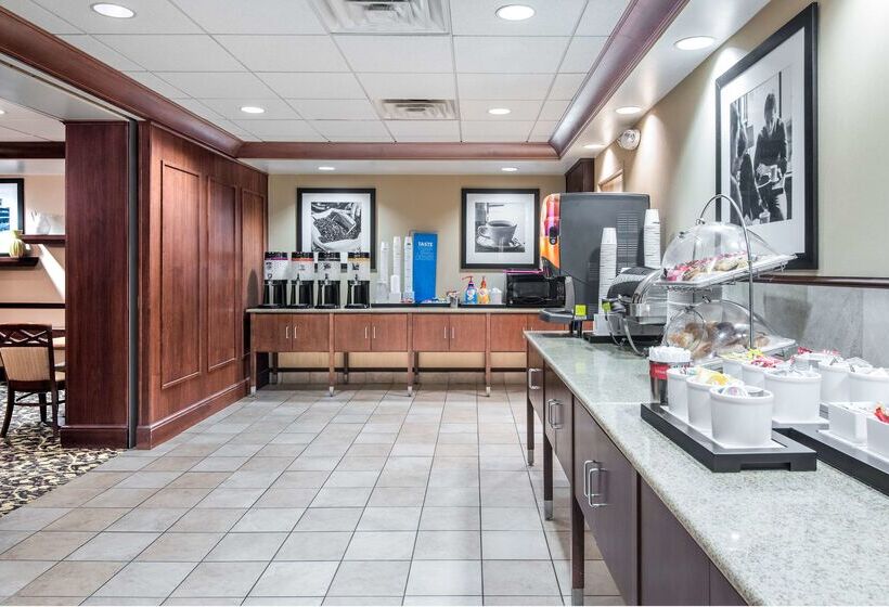فندق Hampton Inn Roanoke/hollins  I81