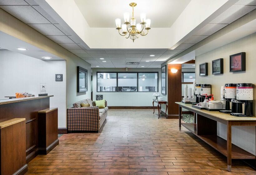 فندق Hampton Inn Roanoke/hollins  I81