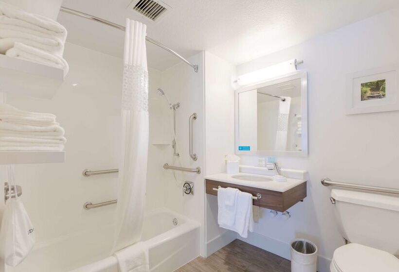 호텔 Hampton Inn Rochester South