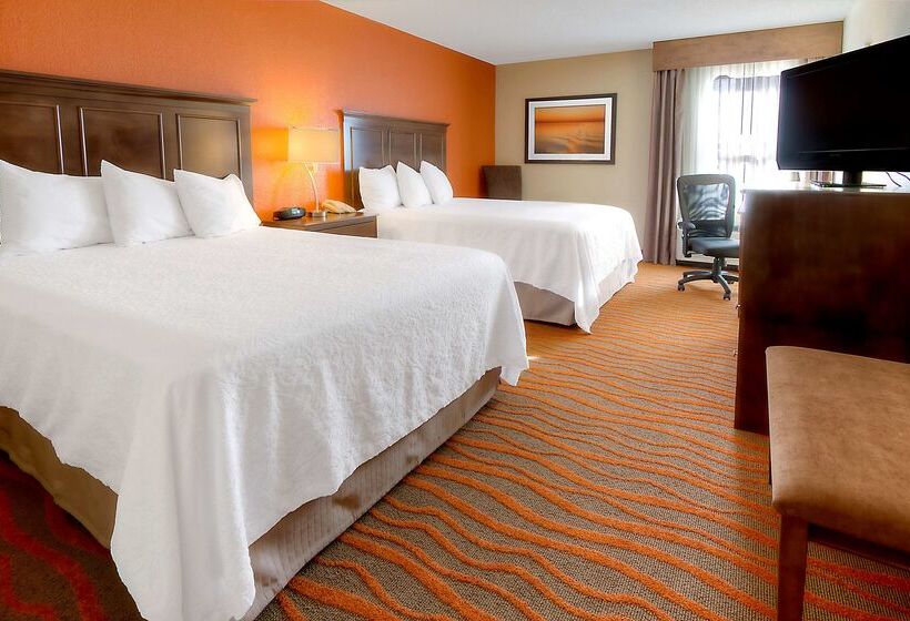 فندق Hampton Inn Russellville