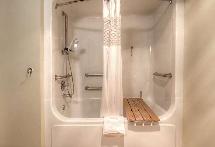 فندق Hampton Inn Russellville