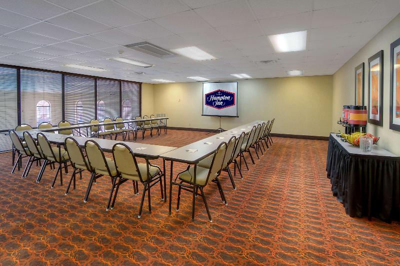 فندق Hampton Inn Russellville