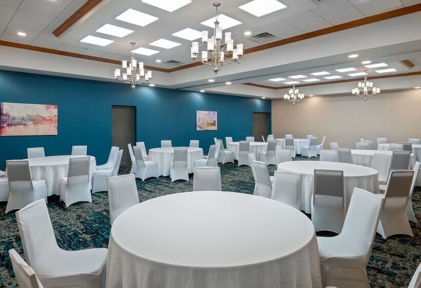 فندق Hampton Inn Salisbury