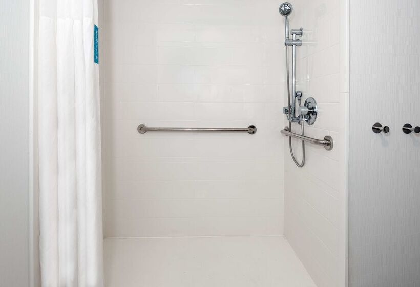 فندق Hampton Inn Salisbury