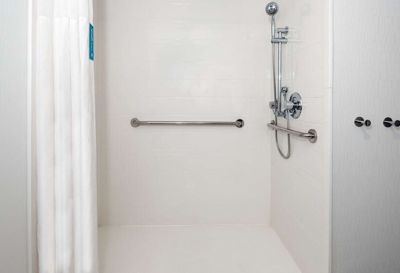 فندق Hampton Inn Salisbury