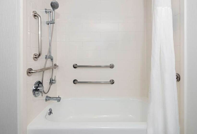 فندق Hampton Inn Salisbury