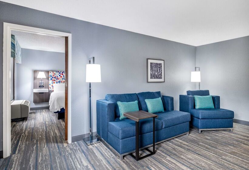 호텔 Hampton Inn Sanford