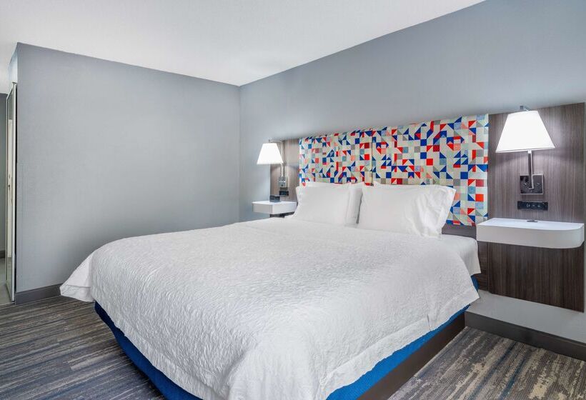 호텔 Hampton Inn Sanford