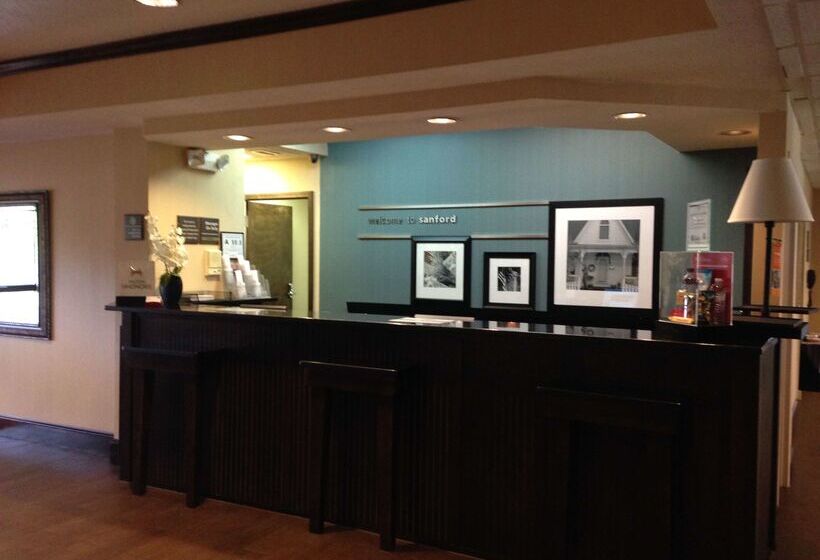 בית מלון כפרי Hampton Inn Sanford