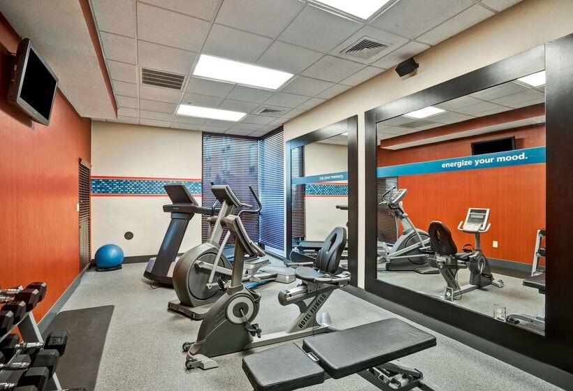 هتل Hampton Inn Scranton At Montage Mountain