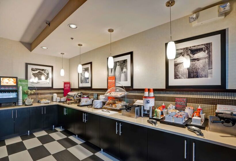 هتل Hampton Inn Scranton At Montage Mountain