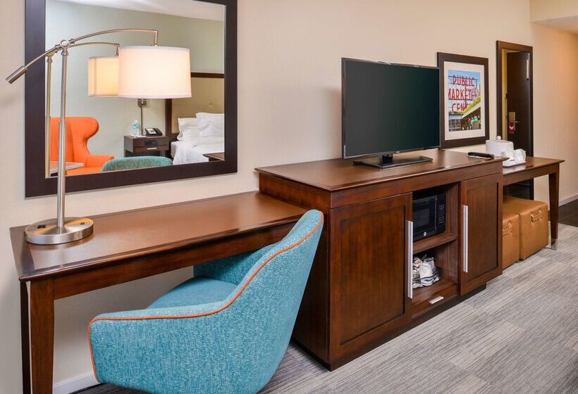 Отель Hampton Inn Seattle Airport