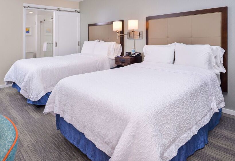 Отель Hampton Inn Seattle Airport