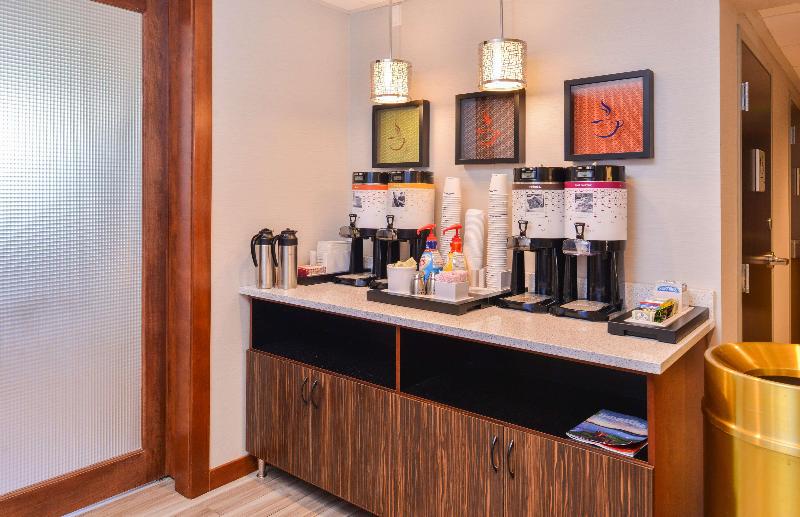 Отель Hampton Inn Seattle Airport