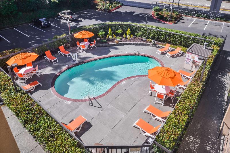 Отель Hampton Inn Seattle Airport