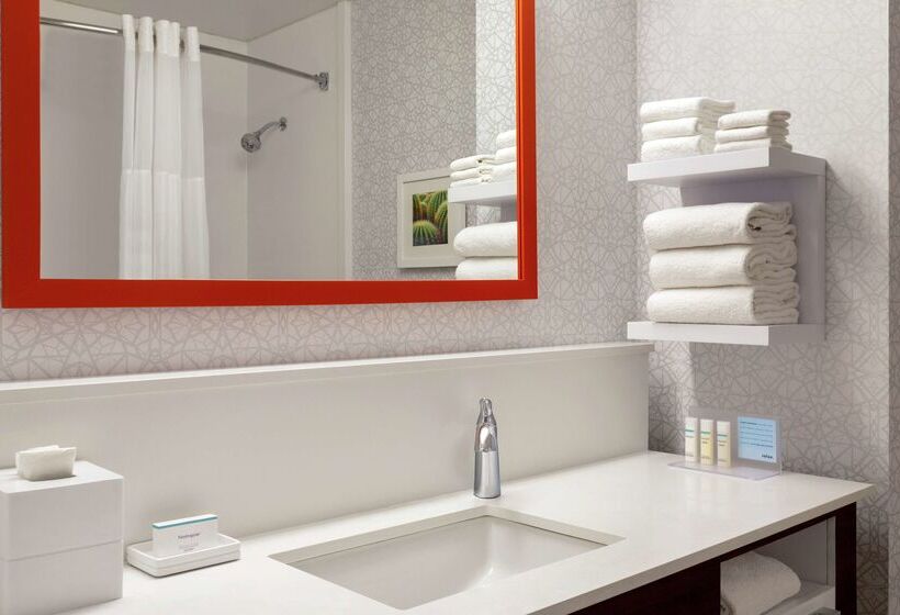 هتل Hampton Inn Sedona