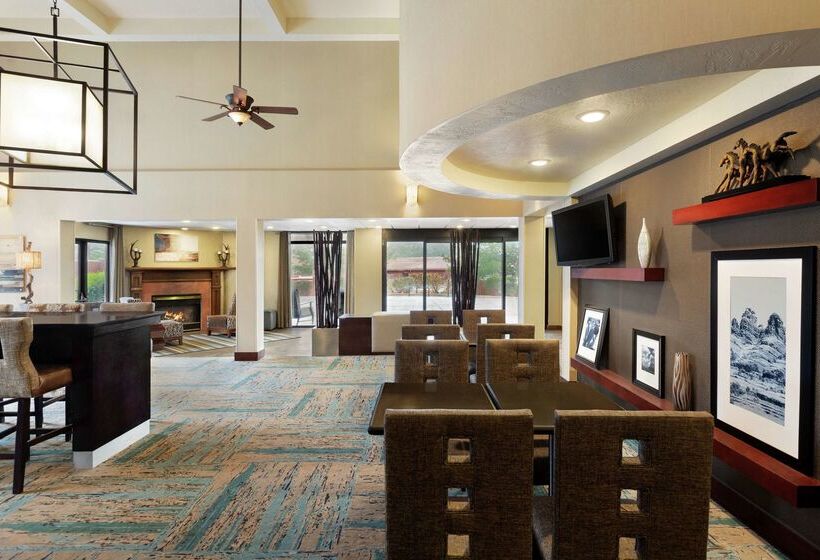 هتل Hampton Inn Sedona