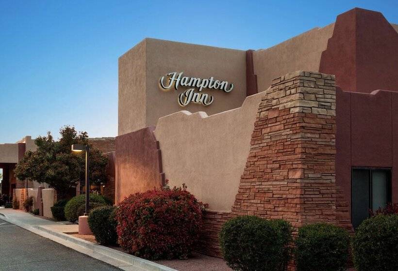 هتل Hampton Inn Sedona