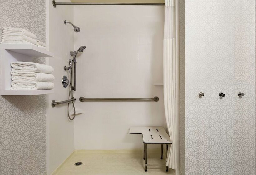 هتل Hampton Inn Sedona