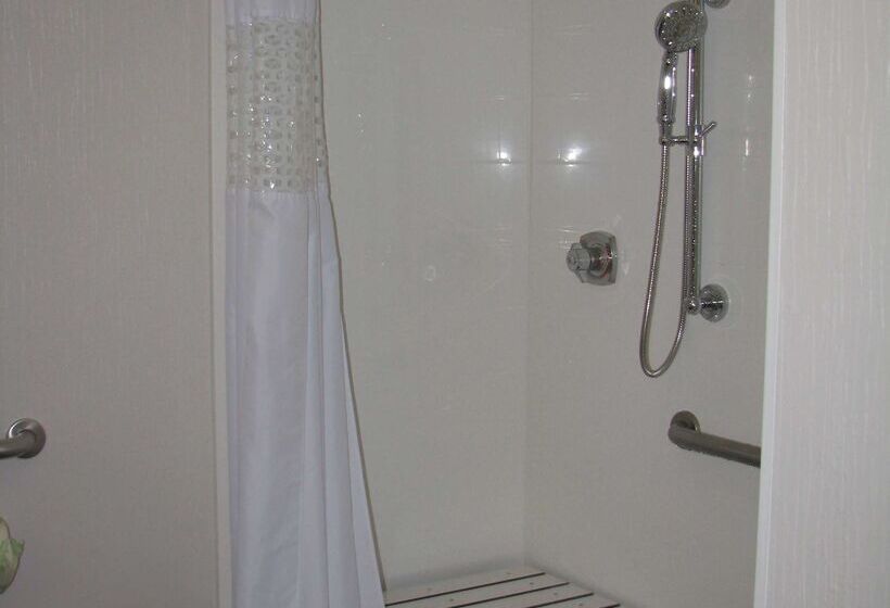 هتل Hampton Inn Sevierville