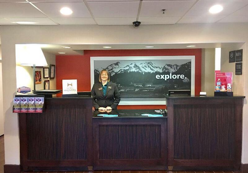 هتل Hampton Inn Sevierville