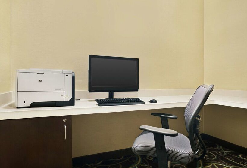 ホテル Hampton Inn Shawnee