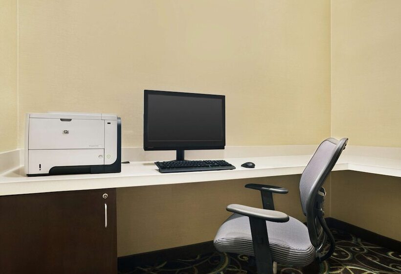 호텔 Hampton Inn Shawnee