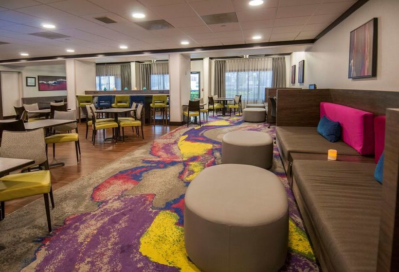 هتل Hampton Inn By Hilton Shreveport/bossier City