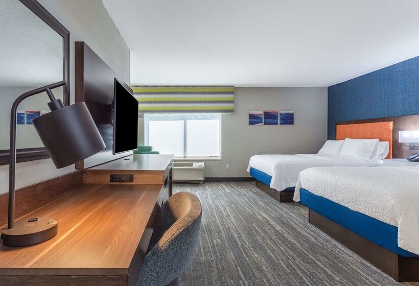 בית מלון כפרי Hampton Inn Sioux Falls