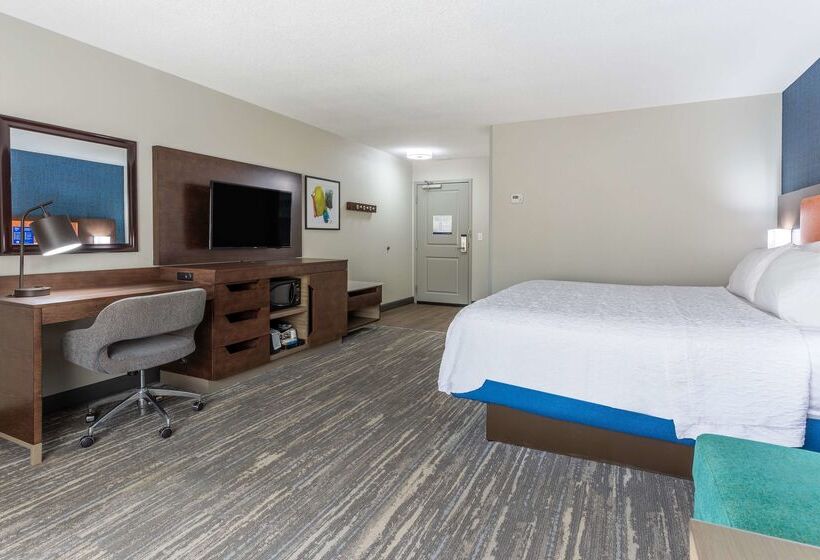 בית מלון כפרי Hampton Inn Sioux Falls