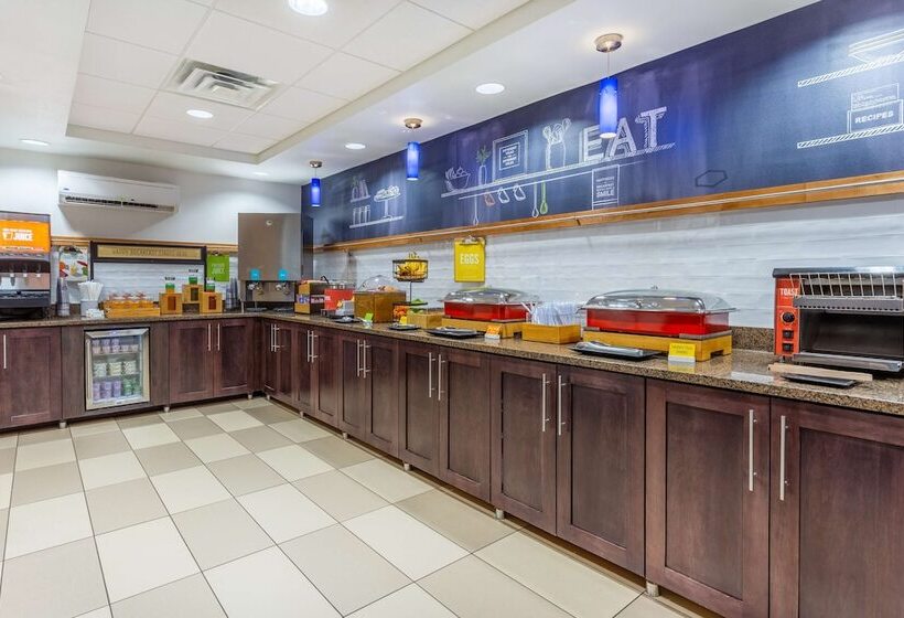 בית מלון כפרי Hampton Inn Sioux Falls